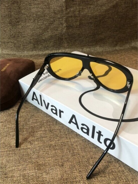 Tom Ford\'s Yellow - tinted Aviator Sunglasses main image 4